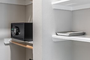 StayOvr at Galatyn Park - Richardson