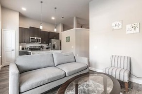 StayOvr at Galatyn Park - Richardson