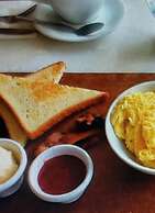 Dela de-Rose Guest House negril Jamaica