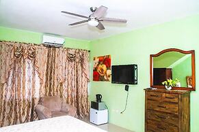 Dela de-Rose Guest House negril Jamaica