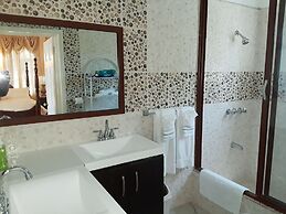 Dela de-Rose Guest House negril Jamaica