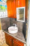 Dela de-Rose Guest House negril Jamaica