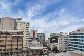 Chic in the City Free Parking