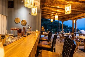 Avaton Suites & Villa Philian Collection