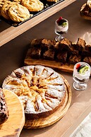 Avaton Suites & Villa Philian Collection