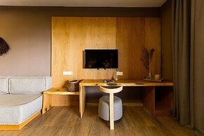 Avaton Suites & Villa Philian Collection