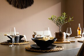 Avaton Suites & Villa Philian Collection