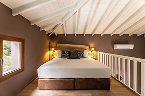 Avaton Suites & Villa Philian Collection