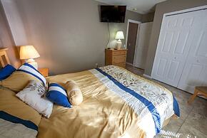 Stephen's Southern Dunes Vacation Home 3 Bedroom Home by RedAwning