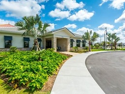 Storey Lake Resort Vacation Home 4 Bedroom Townhouse by Redawning