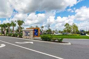 Storey Lake Resort Vacation Home 4 Bedroom Townhouse by Redawning