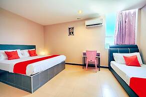 CMN Hotel & Homestay