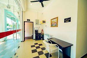 CMN Hotel & Homestay