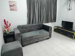 CMN Hotel & Homestay