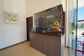 CMN Hotel & Homestay