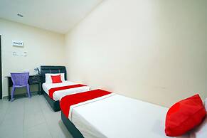 CMN Hotel & Homestay