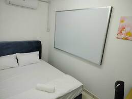 CMN Hotel & Homestay