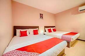 CMN Hotel & Homestay