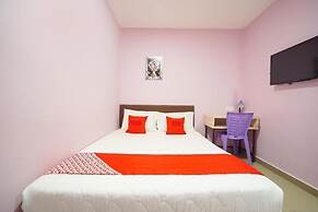 CMN Hotel & Homestay