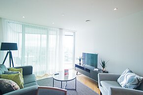 High Rise 1 Bedroom Apartment in Southbank