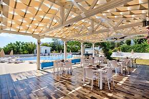 Queen Aphrodite Hotel