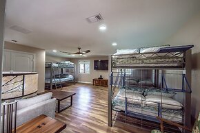 Ponderosa Country Haus Prd 2495 2 Bedroom Home by RedAwning