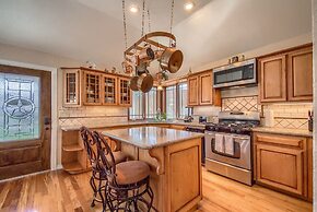 Ponderosa Country Haus Prd 2495 2 Bedroom Home by RedAwning