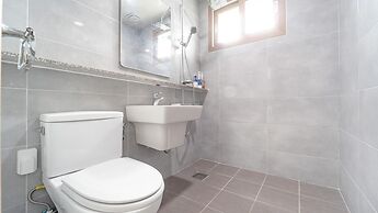 Jeju Gwaneumsa Ganeun gil Pension