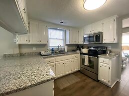 Elizabeth Rd House by Palmetto Vacations