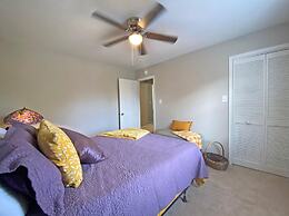 Elizabeth Rd House by Palmetto Vacations