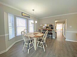 Elizabeth Rd House by Palmetto Vacations