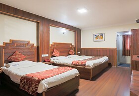 Hotel Alakapuri