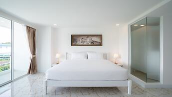 B2 Phuket Premier Hotel