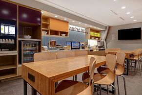 Home2 Suites by Hilton Las Vegas Northwest