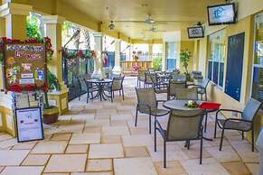 Enchanted Windsor Hills Vacation Home 5 Bedroom Home by Redawning