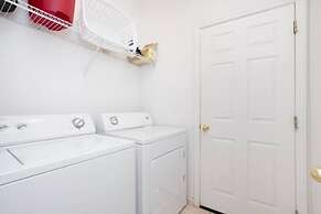 Windwood Bay Vacation Home 4 Bedroom Home by Redawning