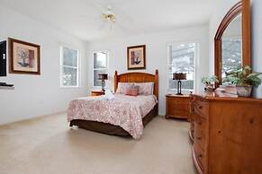 Windwood Bay Vacation Home 4 Bedroom Home by Redawning