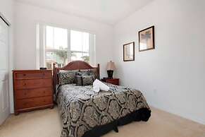 Windwood Bay Vacation Home 4 Bedroom Home by Redawning