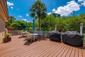 Tracy's Sea Isles Condo 2 Bedroom Condo by Redawning