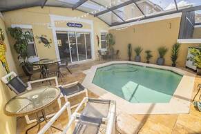 Encanta Townhouse 3 Bedroom Townhouse by Redawning