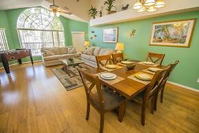 Lb030 3 Bedroom Condo by Redawning