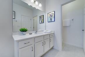 Beautiful Providence Vacation Home 5 Bedroom Home by Redawning