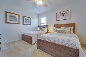 Beautiful Providence Vacation Home 5 Bedroom Home by Redawning