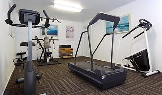 Ricardo's Villas At Island Club Condo 3 Bedroom Condo by Redawning