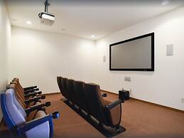 Gerald's Club Cortile Condo 3 Bedroom Condo by RedAwning