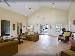 Gerald's Club Cortile Condo 3 Bedroom Condo by RedAwning