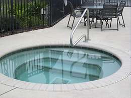 Gerald's Club Cortile Condo 3 Bedroom Condo by RedAwning