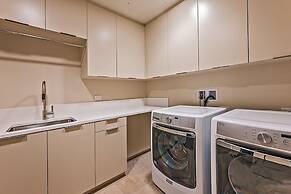 Park Lane 8803 2 Bedroom Condo by RedAwning