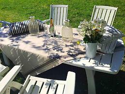 Charming 6 Bedroom House & Horse Farm - Sleeps 12