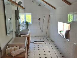 Charming 6 Bedroom House & Horse Farm - Sleeps 12